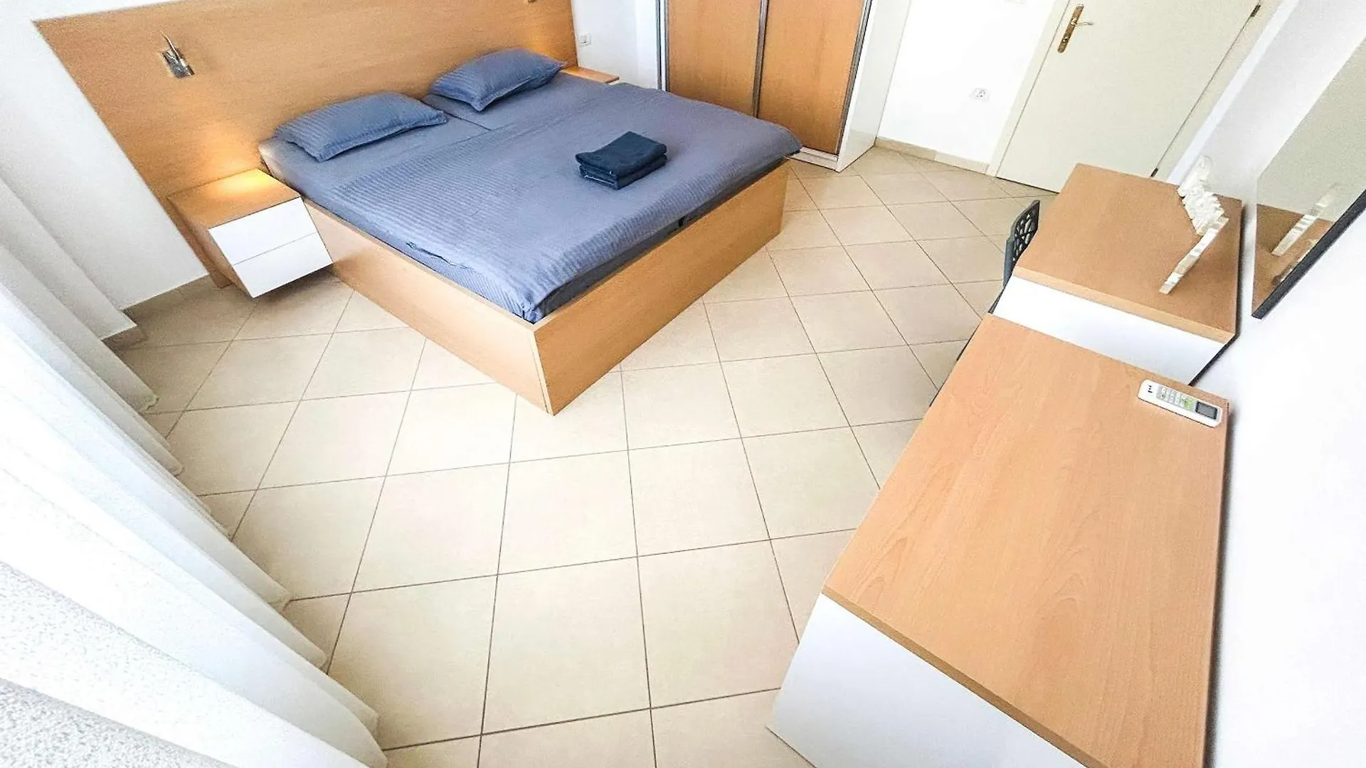 Апартаменты The Mediterranean 593 Дуррес